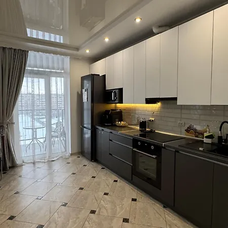 Apartment Chornovola Str In