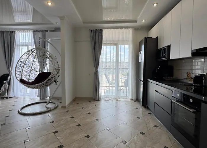 Chornovola Str In Lägenhet Lviv